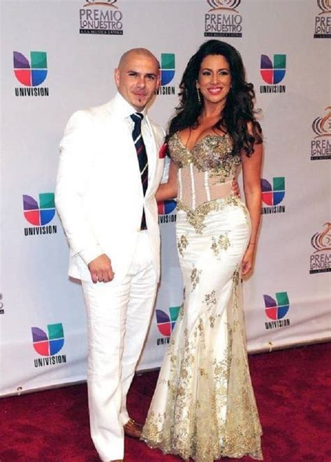 pitbull wife photo